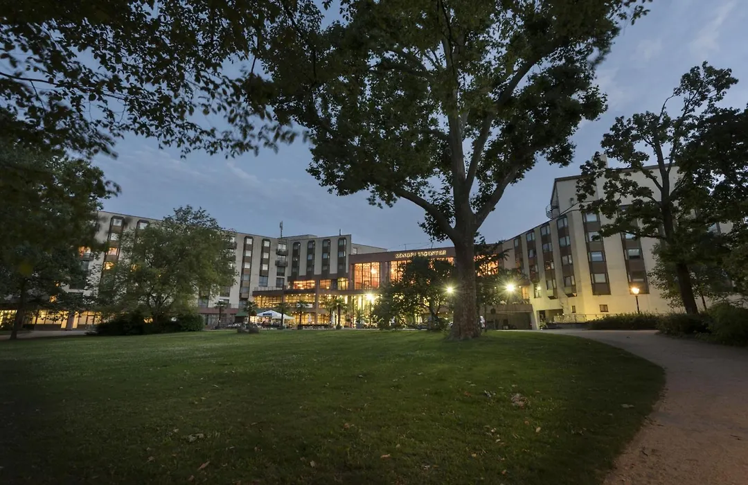 Maritim Hotel Bad Homburg-1