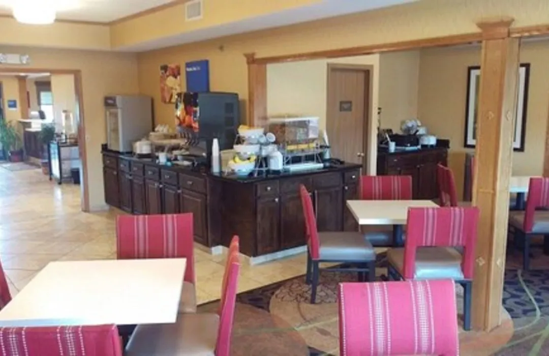 Comfort Inn Huntington Near University-1