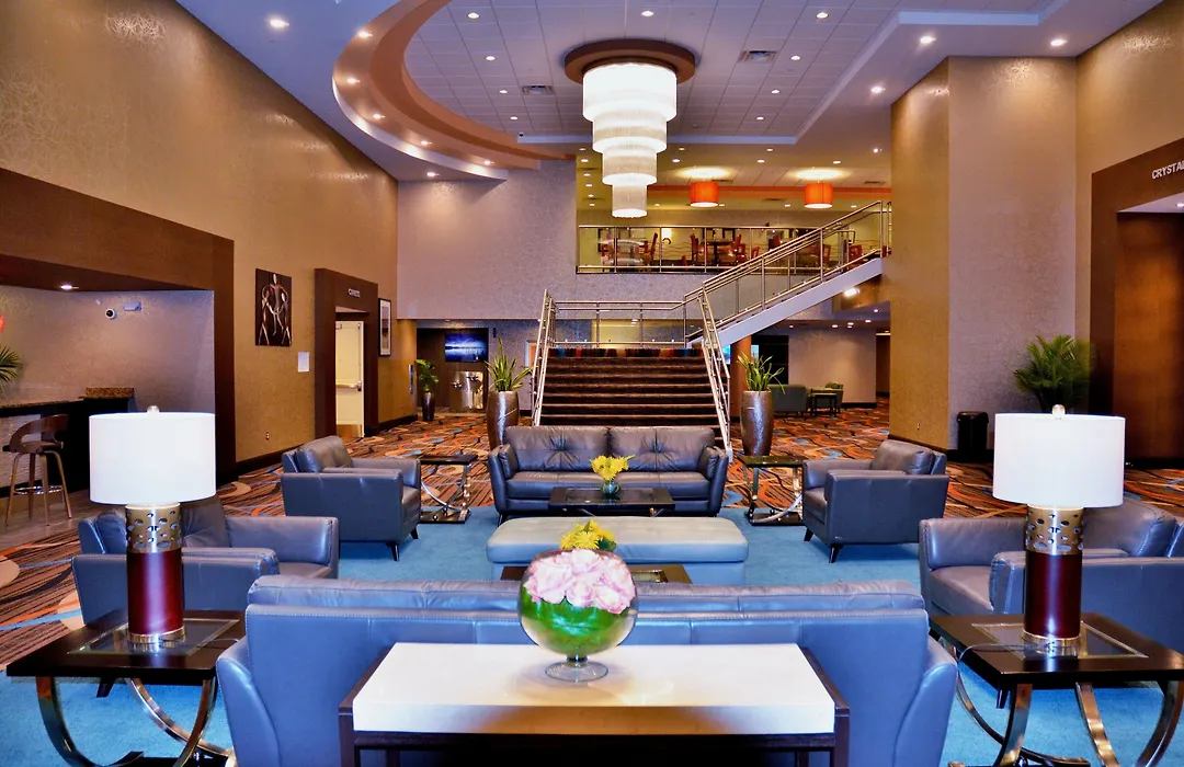 Lux Hotel & Spa-1