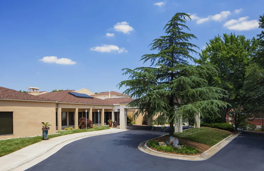 Courtyard By Marriott Raleigh Midtown-1