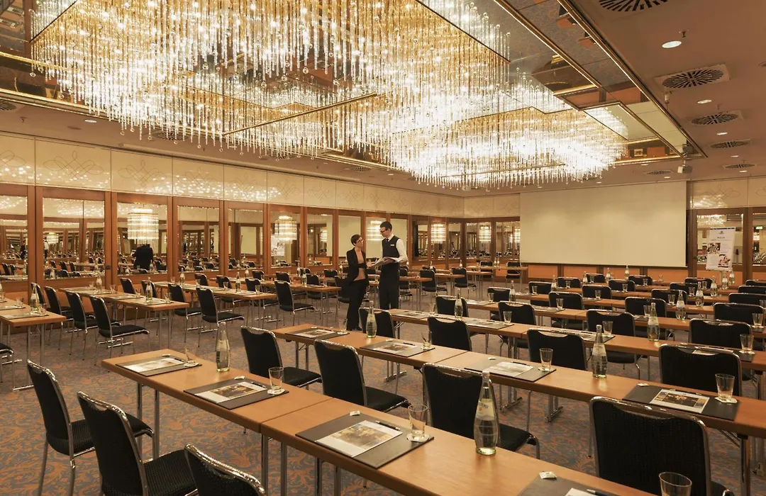 Maritim Hotel Muenchen-1