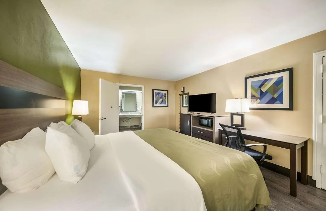 Quality Inn & Suites Garland - East Dallas-1