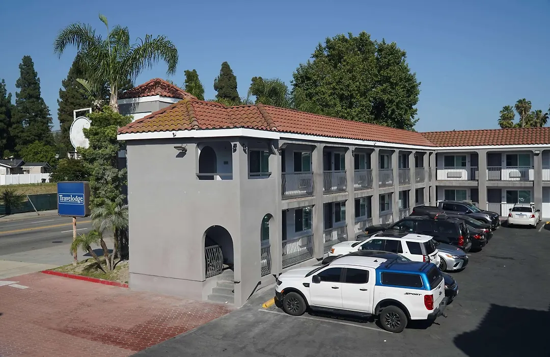 Travelodge By Wyndham Whittier-1