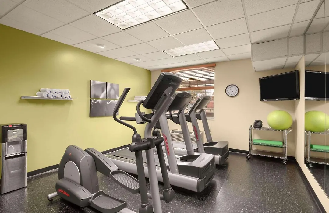 Country Inn & Suites By Radisson, Sioux Falls-1