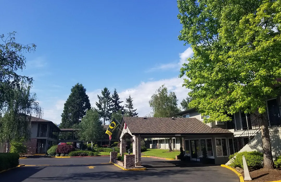 Village Inn-1