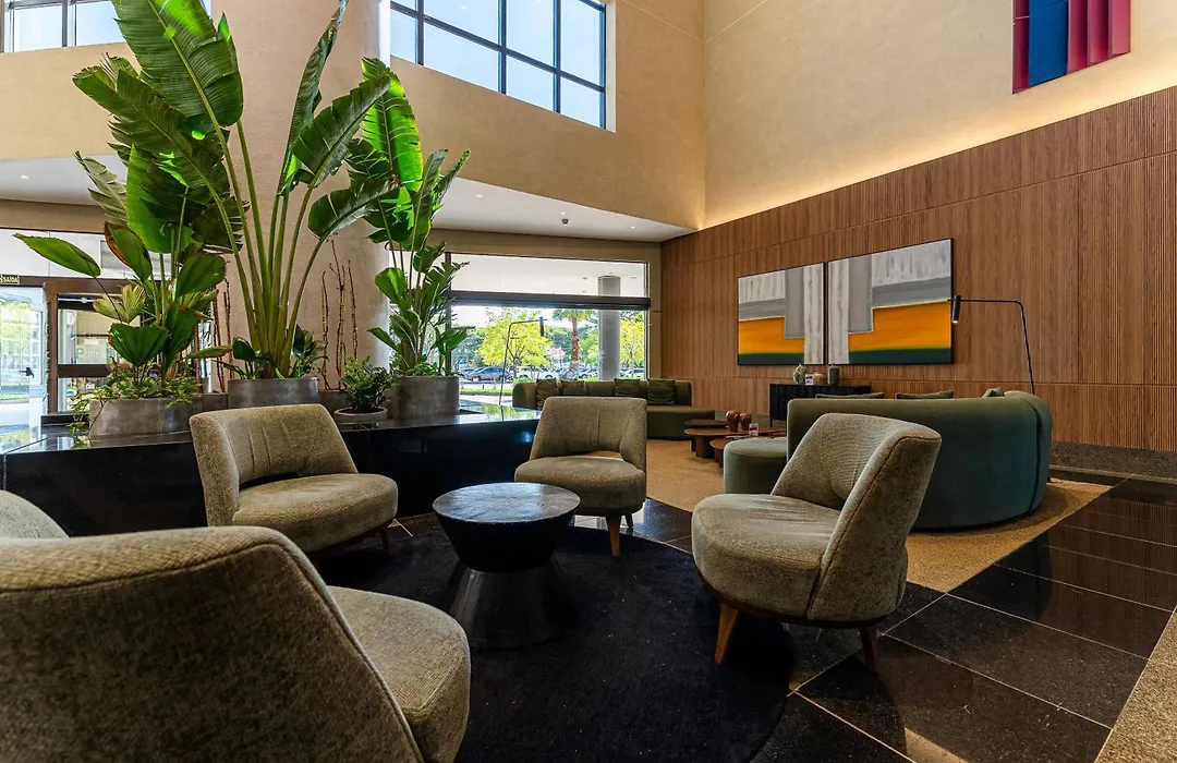 Hotel Deville Prime Porto Alegre-1