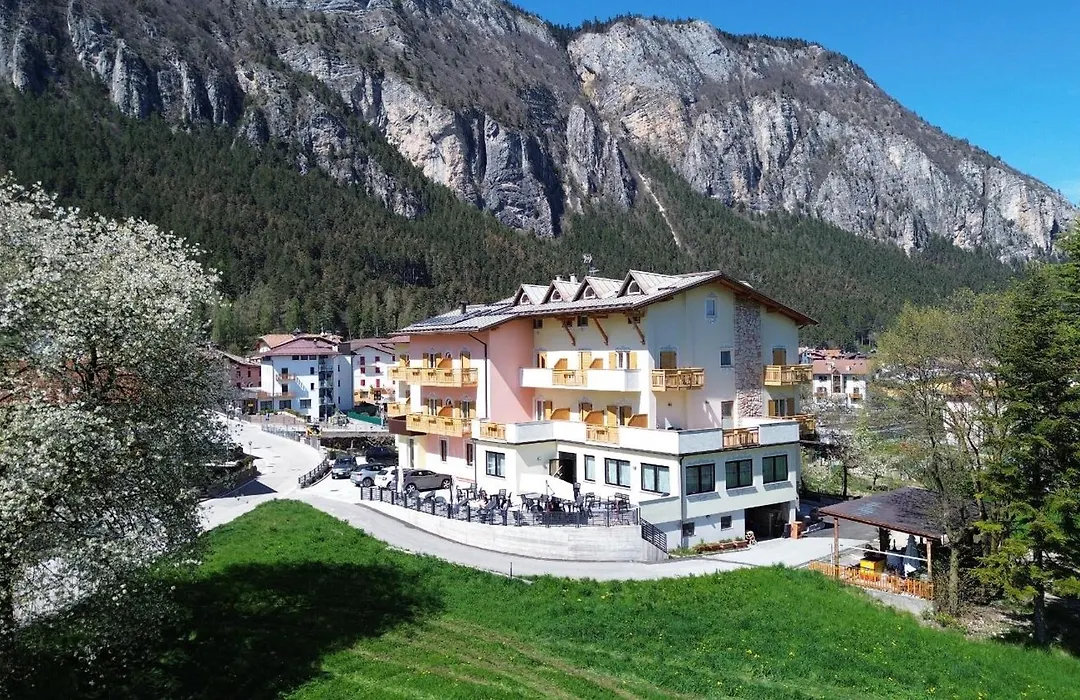 Hotel Fai-1