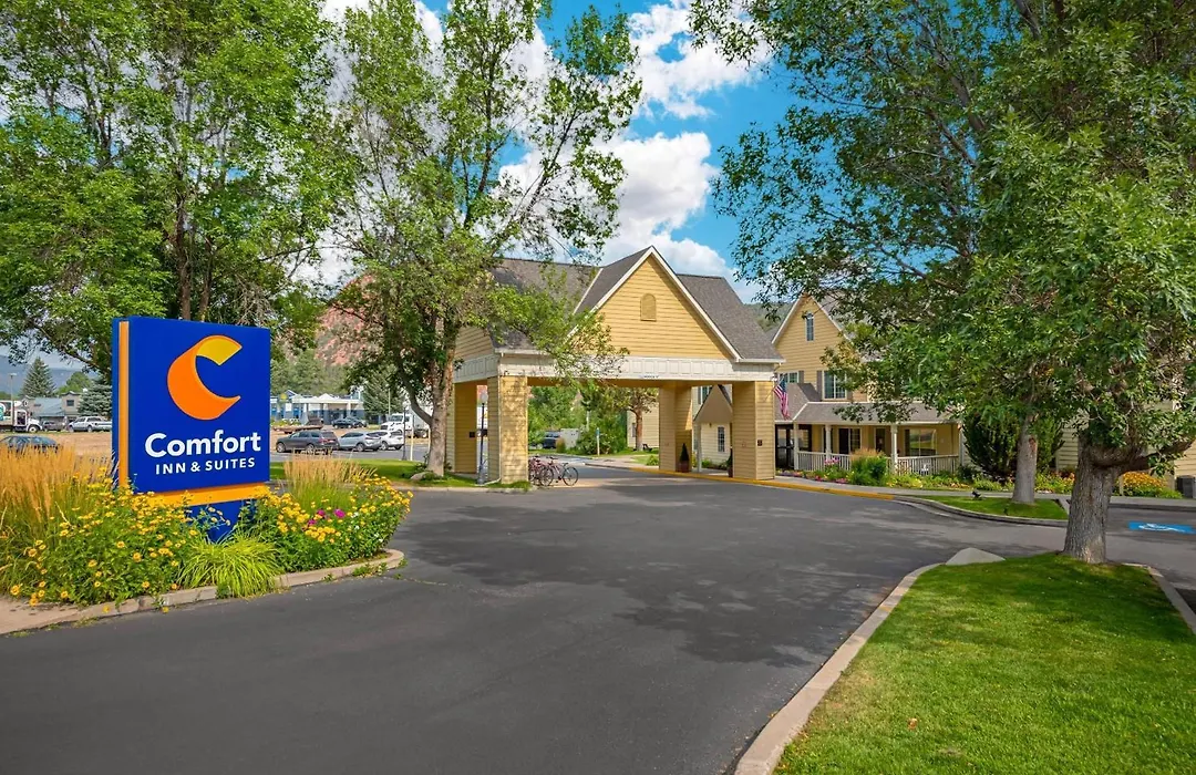 Comfort Inn & Suites Carbondale On The Roaring Fork-1