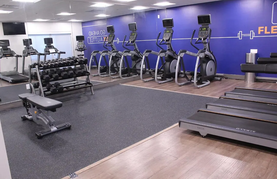 Holiday Inn Express & Suites - Roswell By Ihg-1