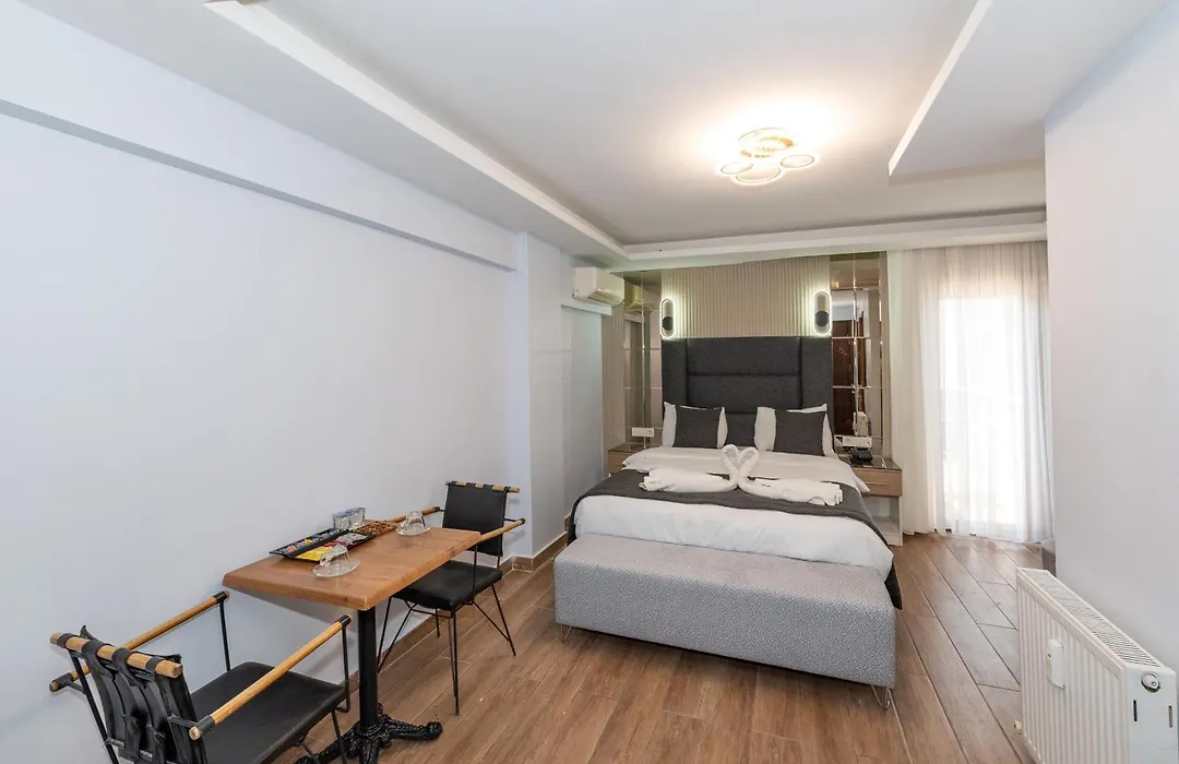 T-Square Residence-1