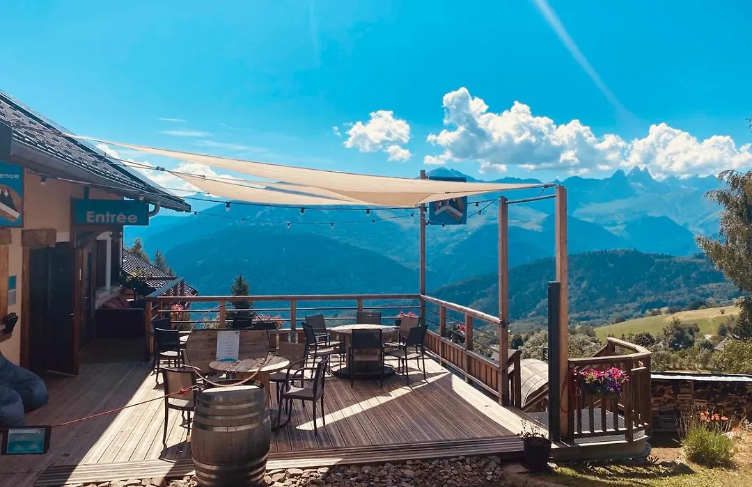 CHALET HOTEL La TUVIERE BIKE INN-1
