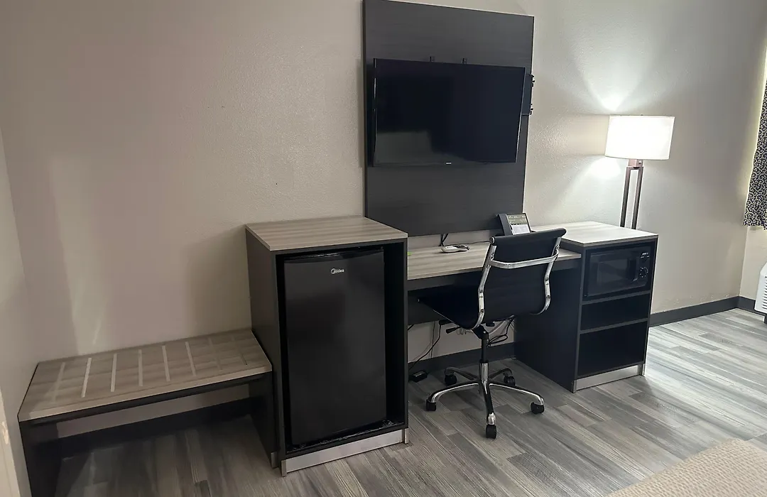 La Quinta Inn By Wyndham Omaha Southwest-1
