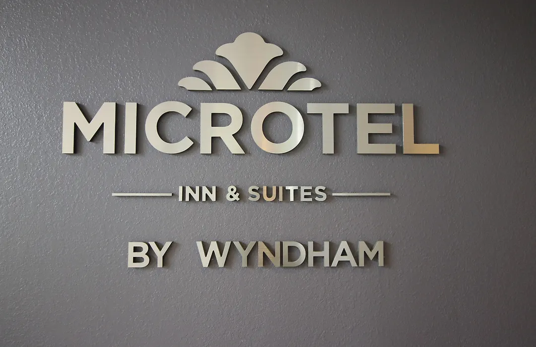 Microtel By Wyndham Victor-1