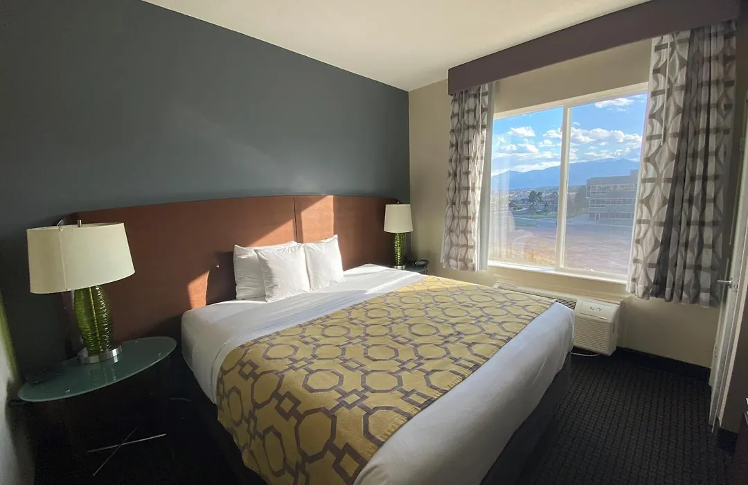 Baymont By Wyndham Colorado Springs-1