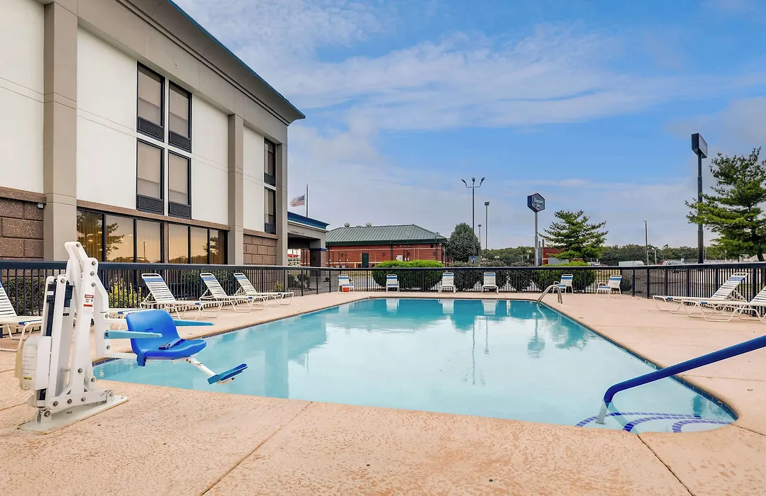 Hampton Inn Lebanon-1