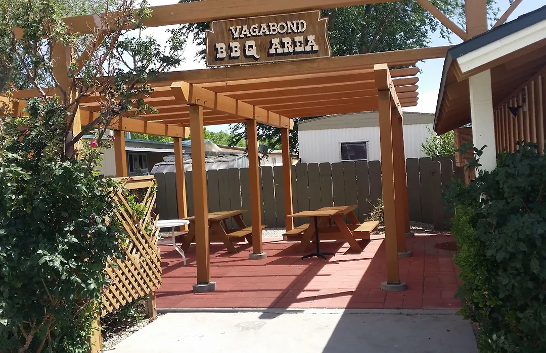 Vagabond Inn Bishop-1