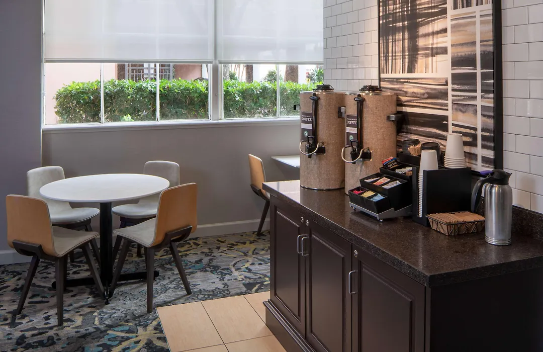 Sonesta Es Suites New Orleans Convention Center-1