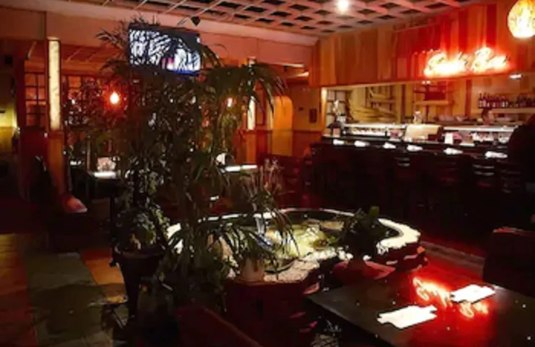 Econo Inn-1