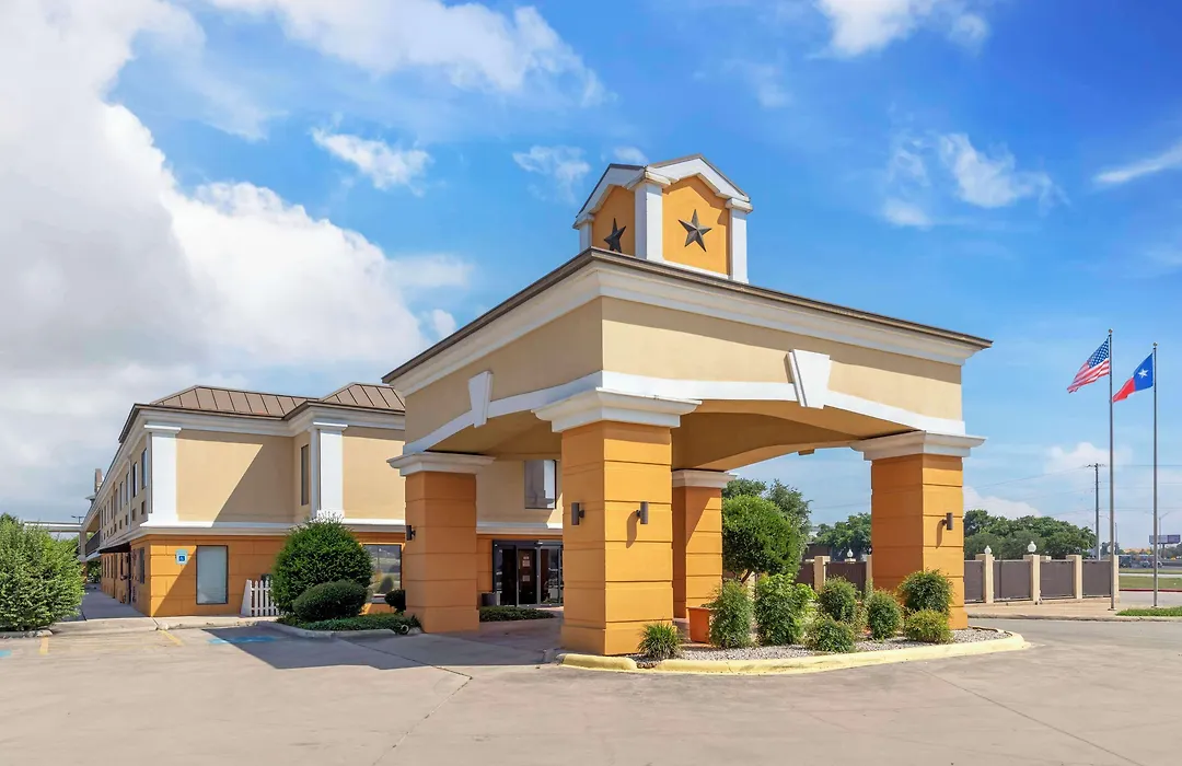 Best Western Inn & Suites New Braunfels-1