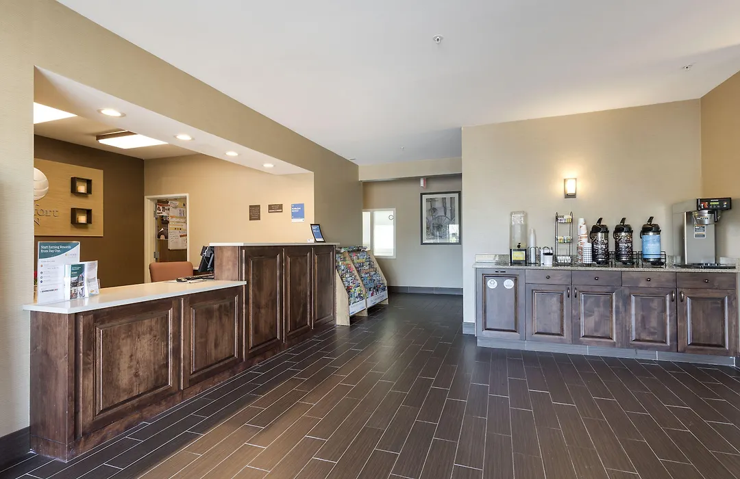Comfort Inn Auburn - Seattle-1