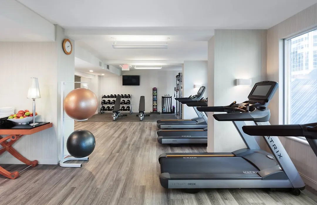 Delta Hotels By Marriott Vancouver Downtown Suites - Downtown Vancouver-1
