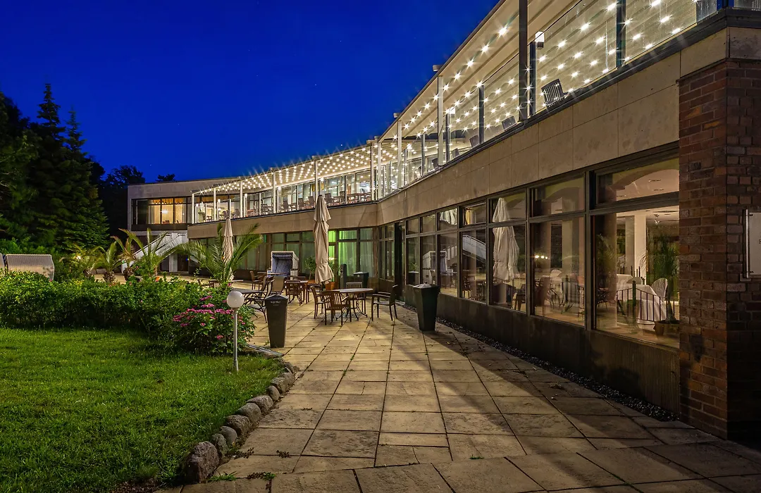 Cliff Hotel Rügen-1