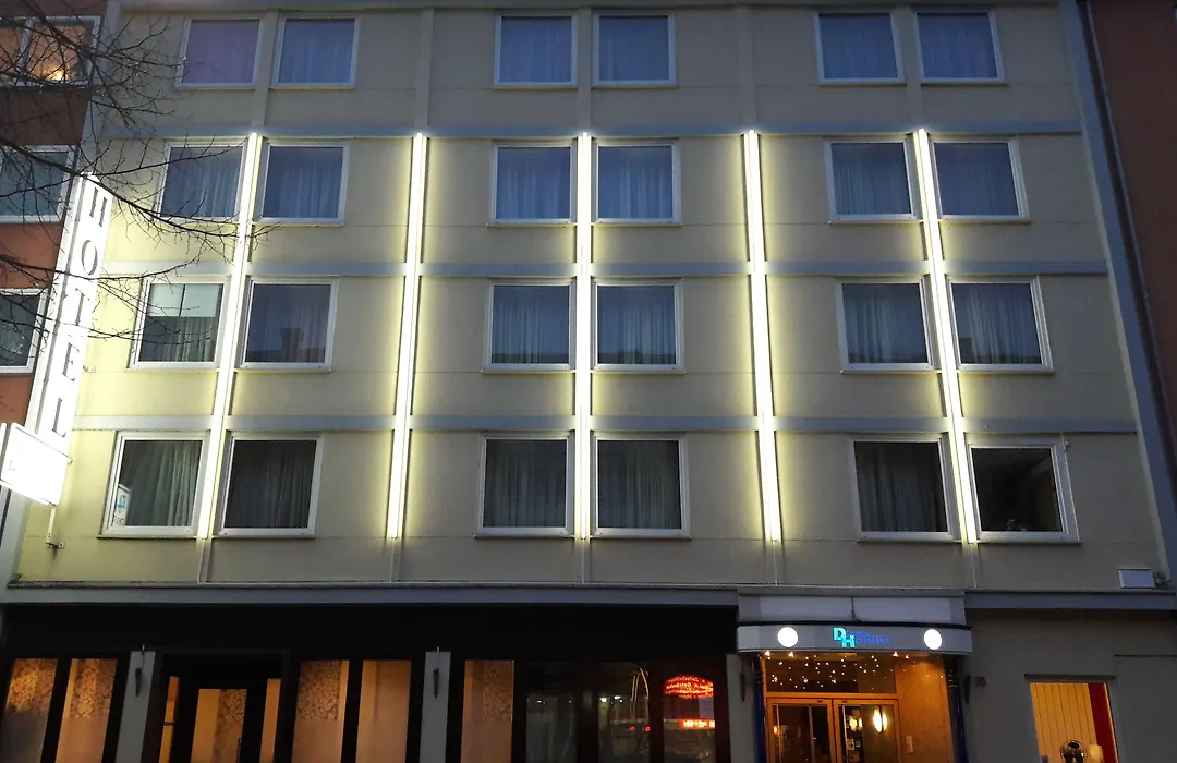 City Hotel By Celina-1