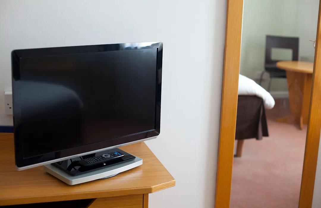 Ibis Cardiff Gate - International Business Park-1