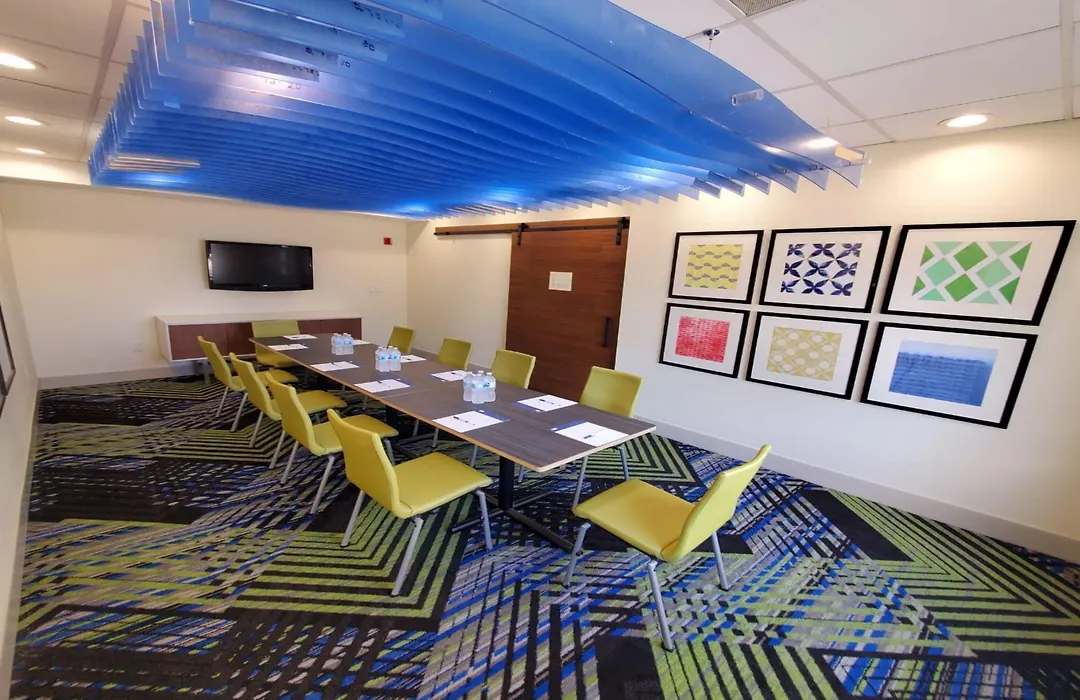Holiday Inn Express & Suites Arlington North - Stadium Area By Ihg-1