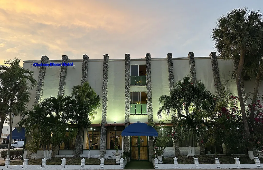 Hotel Chateaubleau-1