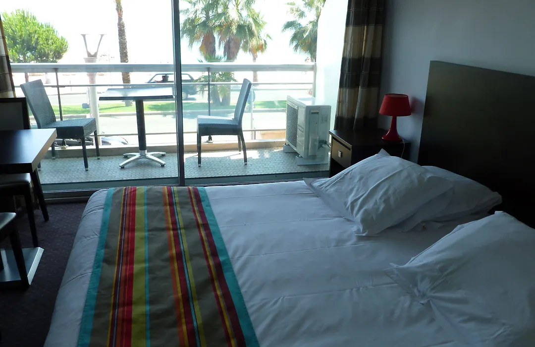 Cit'Hotel Tiercé Beach Hotel-1