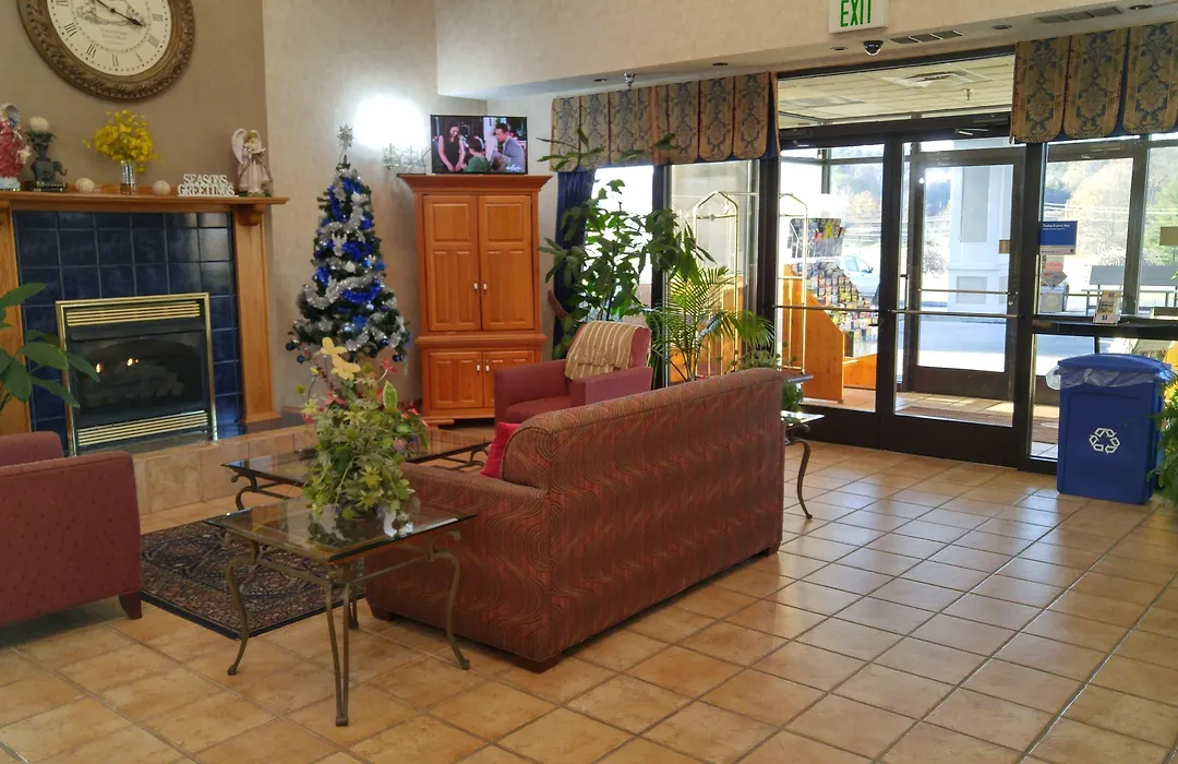 Econo Lodge Newport Smoky Mountains Gateway-1