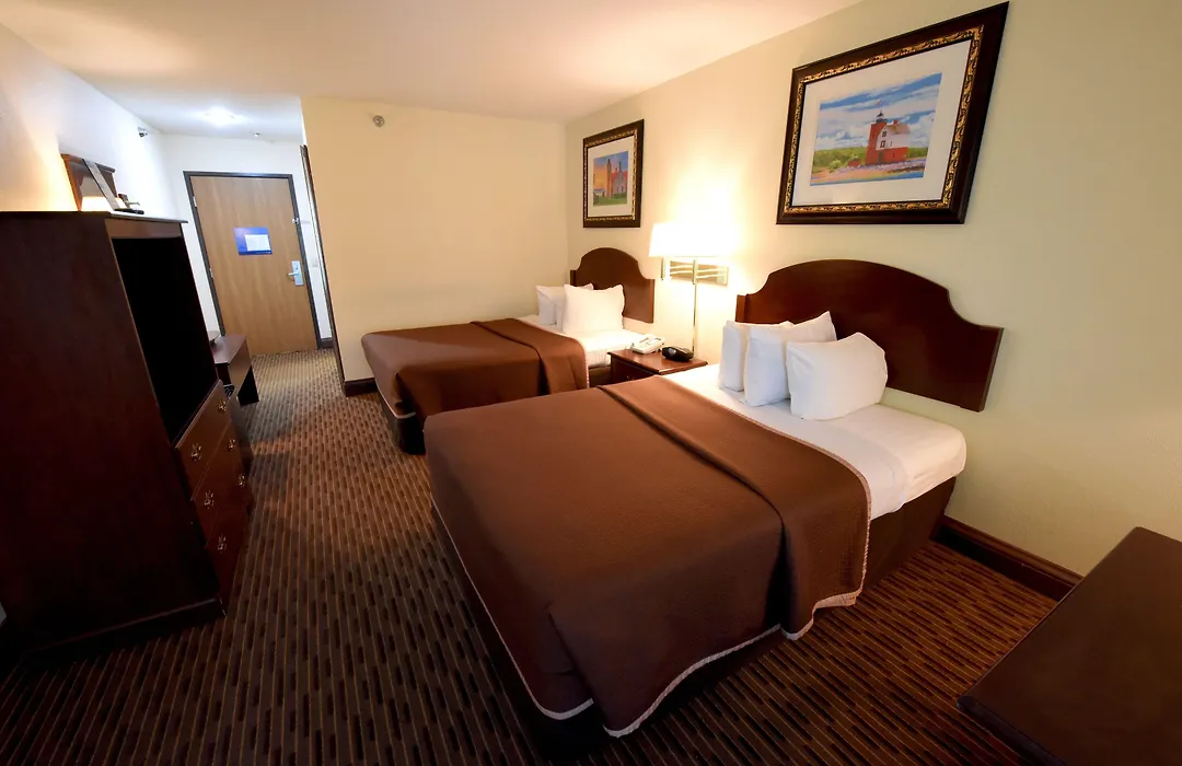 Bayside Hotel Of Mackinac-1