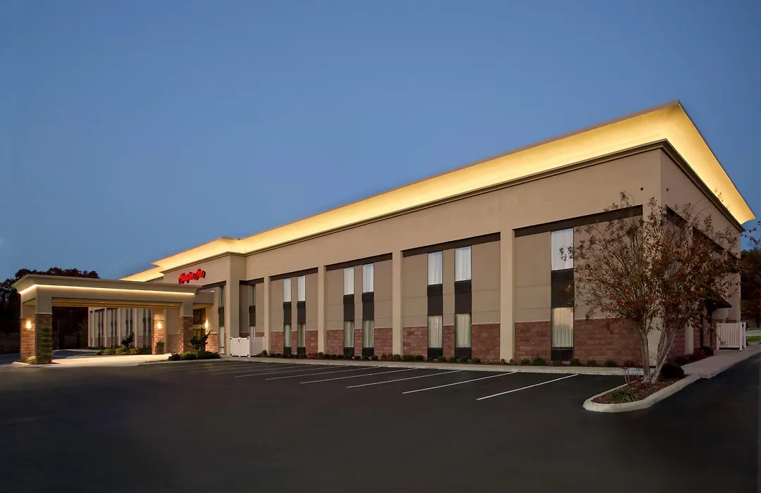 Hampton Inn Forrest City-1