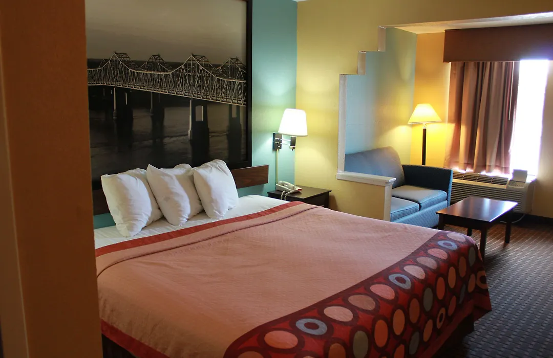 Super 8 By Wyndham Madison/Ridgeland Area-1