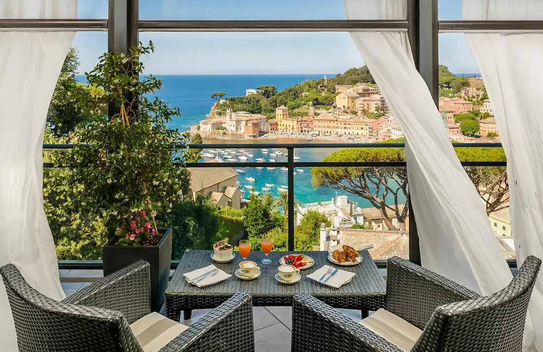 Hotel Vis à Vis-1