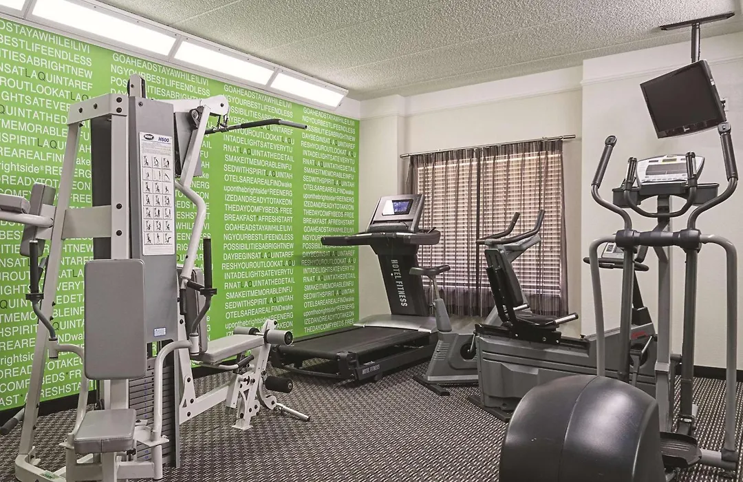 La Quinta Inn & Suites By Wyndham Ontario Airport-1