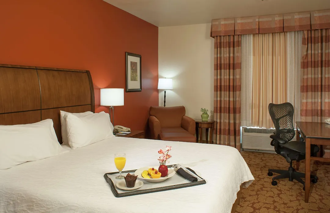Hilton Garden Inn Tulsa Airport-1