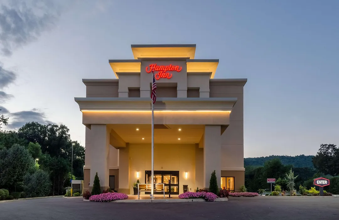 Hampton Inn Covington Va-1