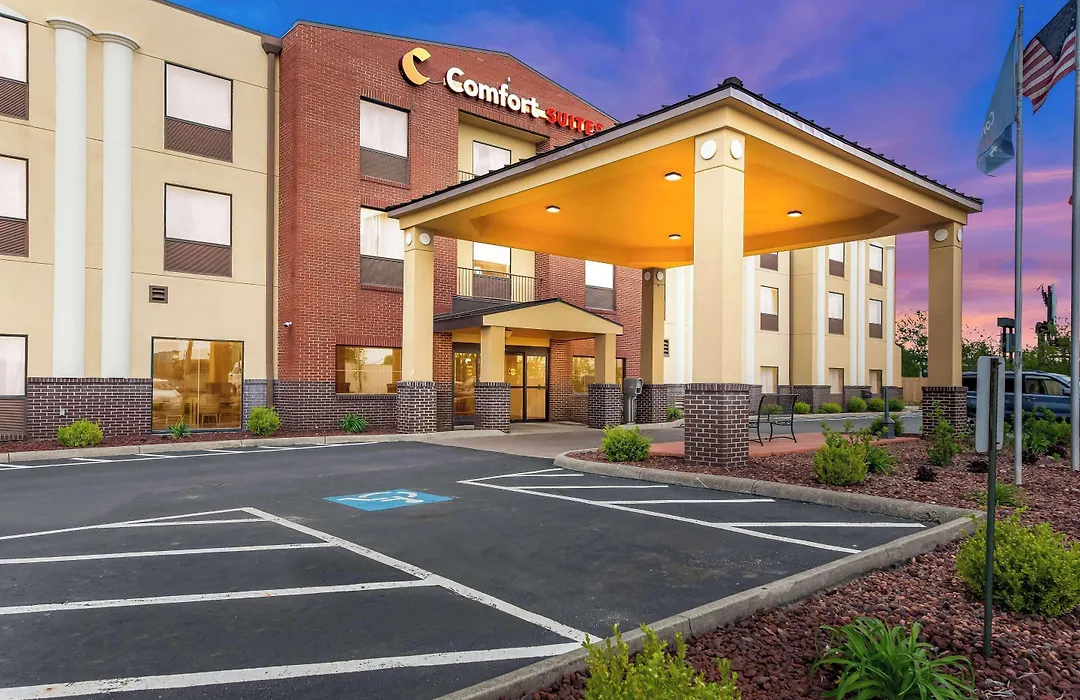 Comfort Suites Columbus-1