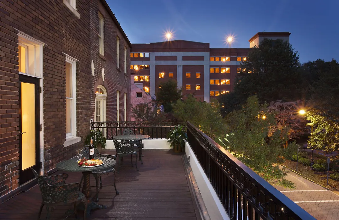 Planters Inn On Reynolds Square (Adults Only)-1