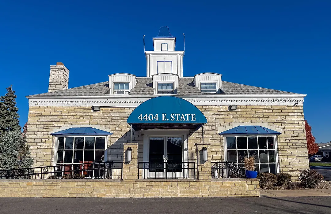Alpine Inn & Suites Rockford-1