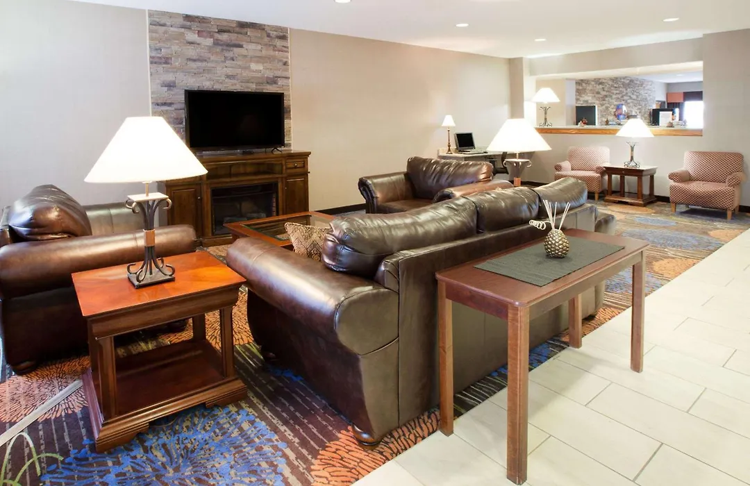 Baymont By Wyndham Auburn-1