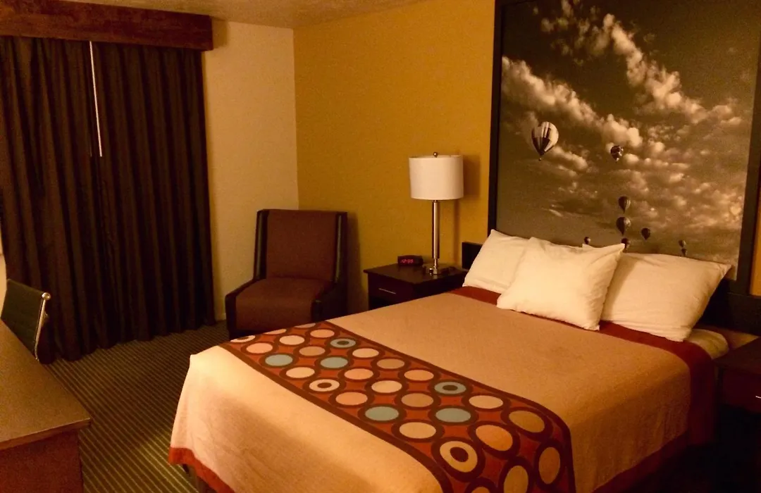 Super 8 By Wyndham Idaho Falls-1