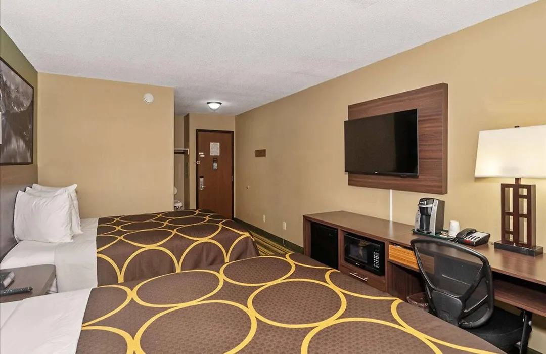 Super 8 By Wyndham Superior Wi-1