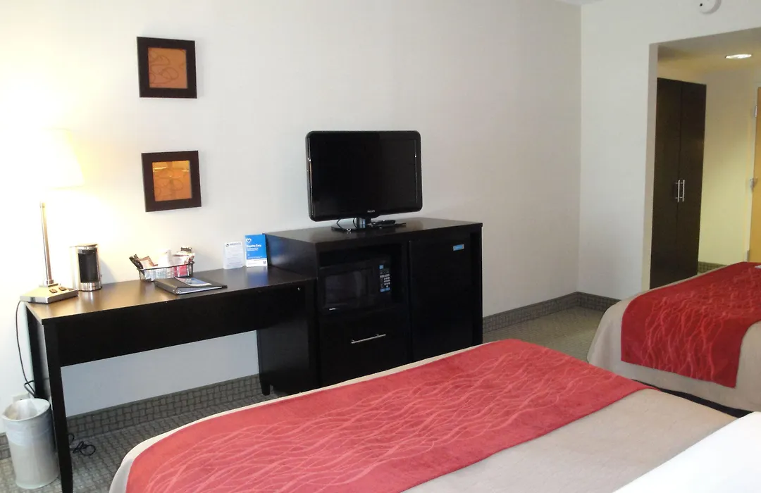Comfort Inn & Suites York North-1