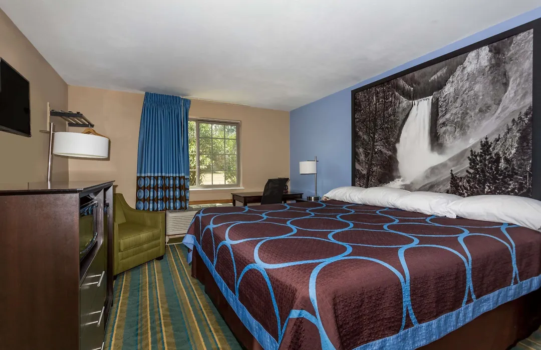 Super 8 By Wyndham Douglas-1