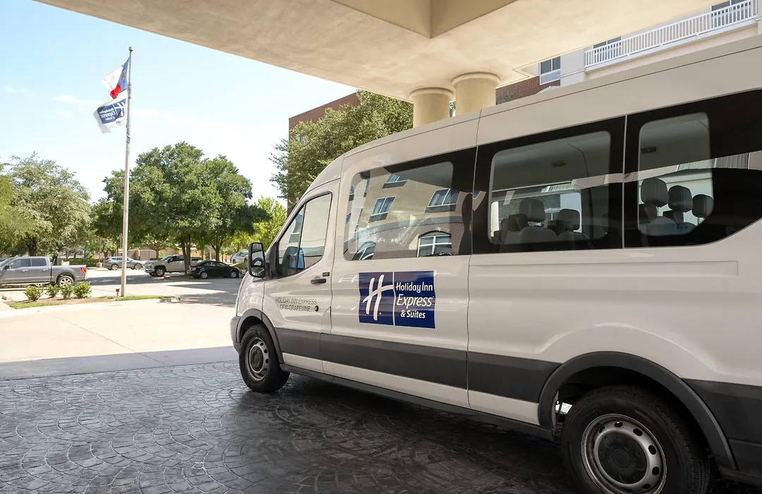 Holiday Inn Express Hotel And Suites Dfw-Grapevine By Ihg-1