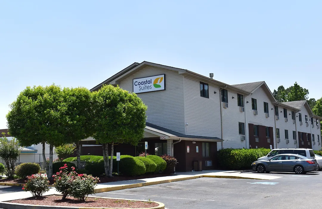 Coastal Inn & Suites-1
