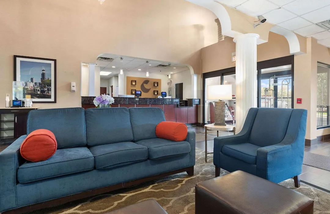 Comfort Suites Lombard - Addison-1